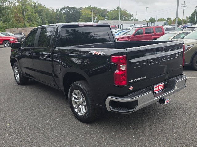 2024 Chevrolet Silverado 1500 LT - Photo 13