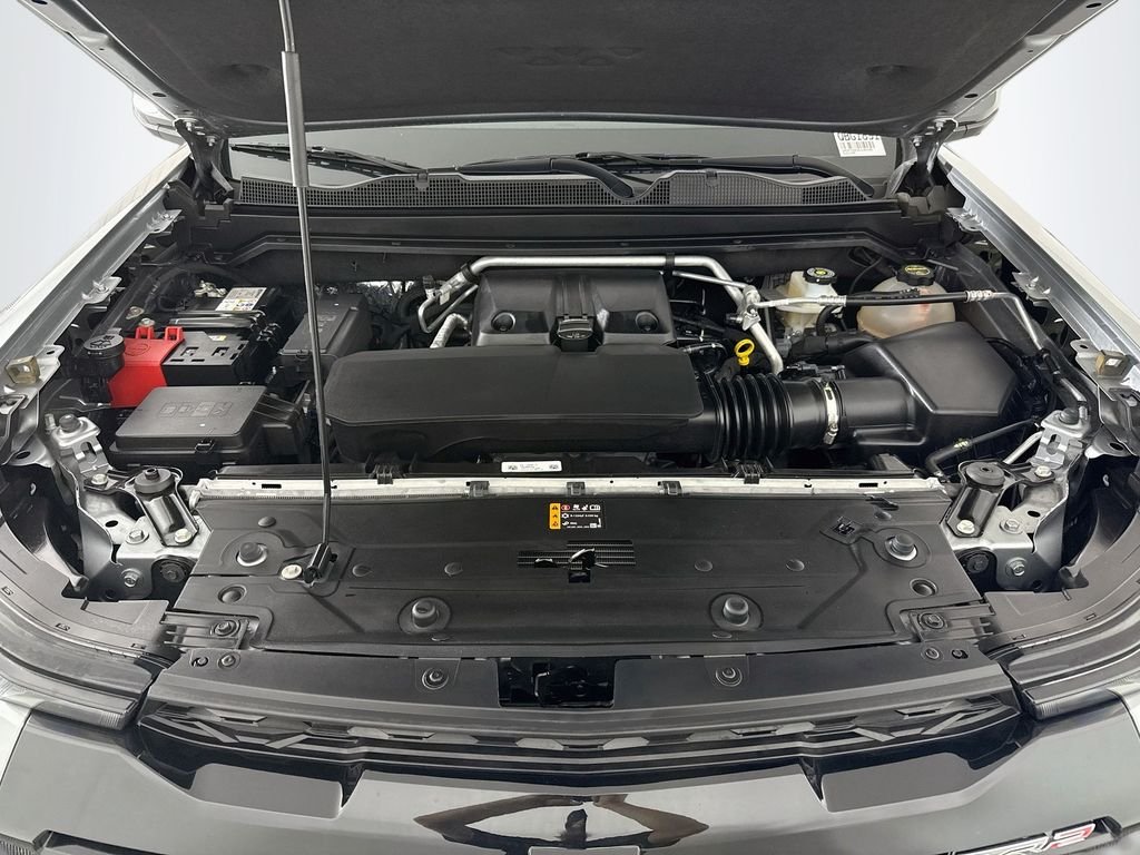 Used 2025 Sterling Gray Metallic Chevrolet ZR2 image 29