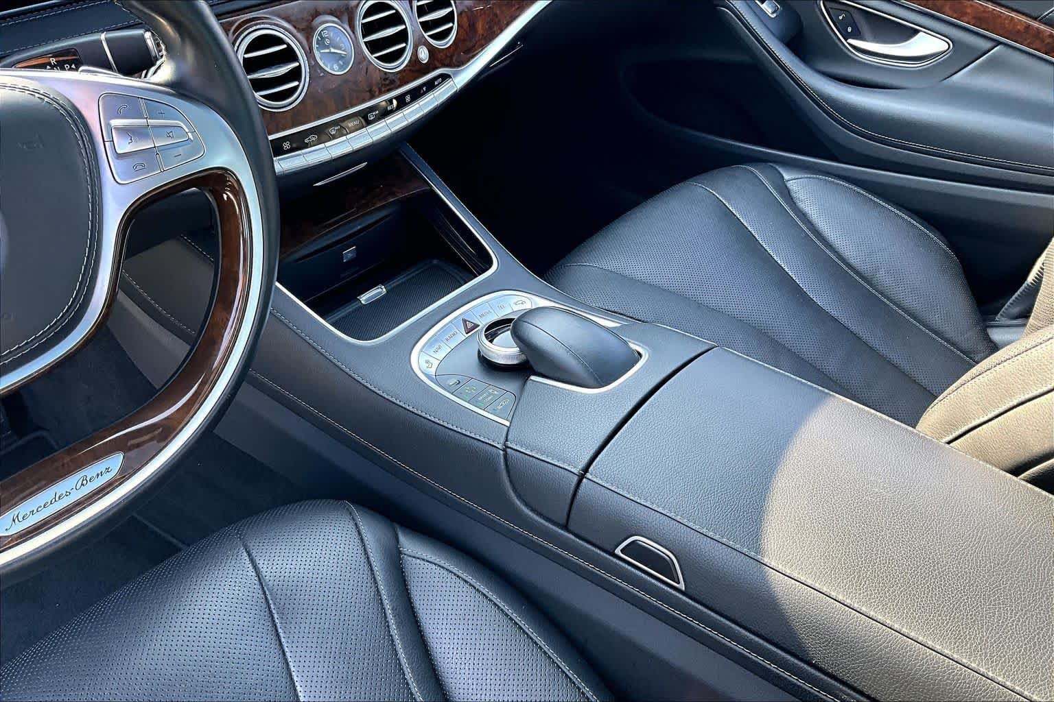 Used 2014 designo Mocha Black Mercedes-Benz S 550 image 16