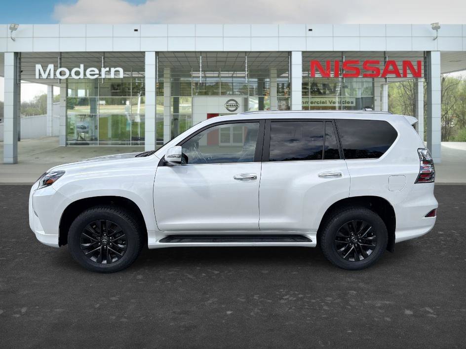 Used 2023 Eminent White Pearl Lexus GX 460 Premium image 2