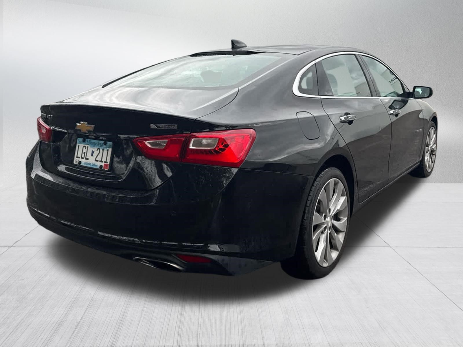 Used 2017 MOSAIC BLACK METALLIC Chevrolet Premier image 7