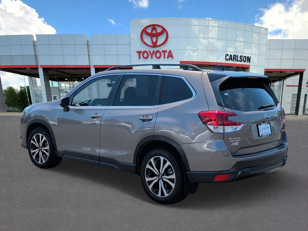 Used 2024 Subaru Forester Limited with VIN JF2SKAKC1RH501057 for sale in Minneapolis, Minnesota