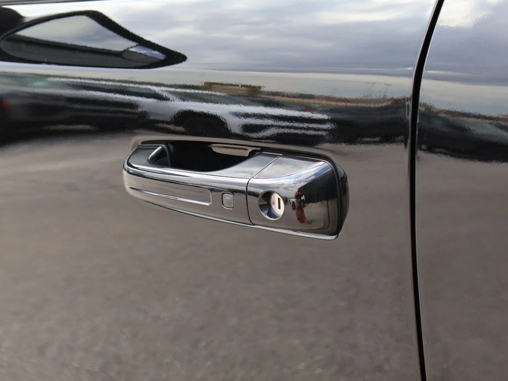 Used 2023 Black Ram Laramie image 18