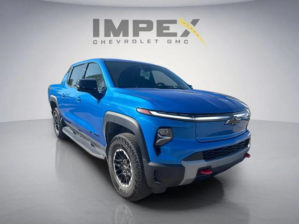 Used 2026 Riptide Blue Metallic Chevrolet Trail Boss - Max Range image 5