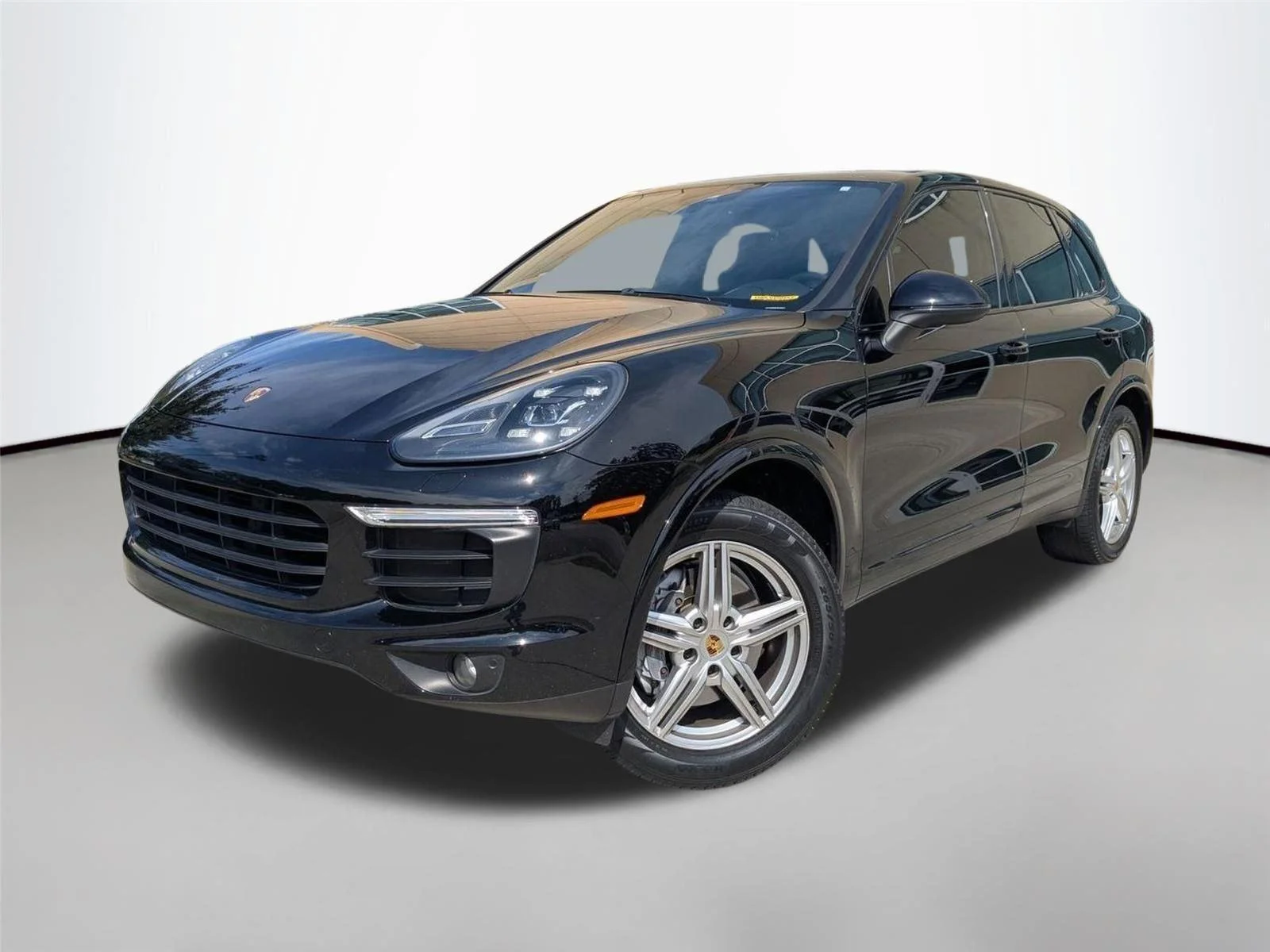 2017 Porsche Cayenne Platinum Edition's photo