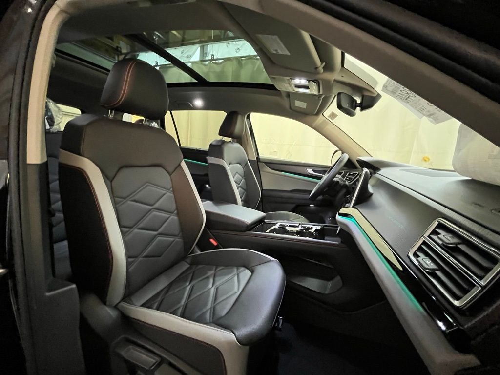 New 2026 Black Volkswagen 2.0T Peak Edition image 12