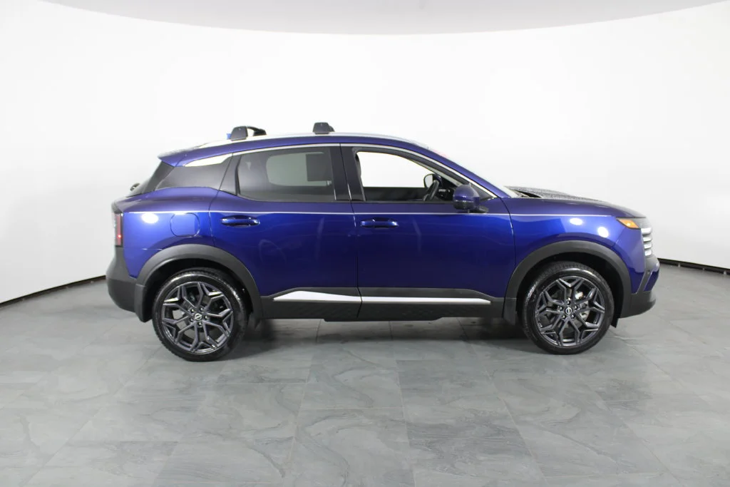2025 Nissan Kicks SR - Photo 12