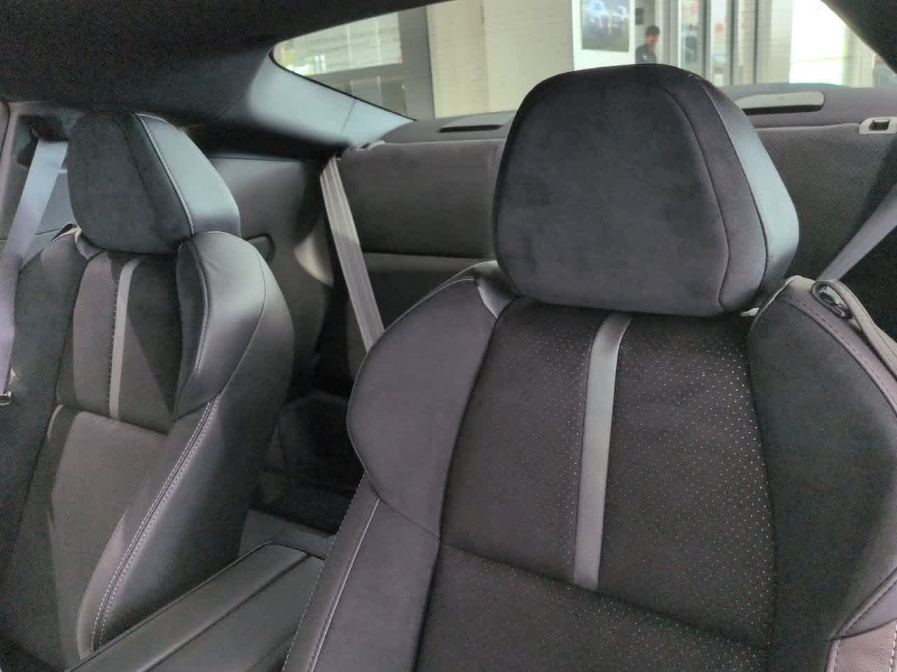 New 2026 Trueno Blue Toyota  Premium AT image 8