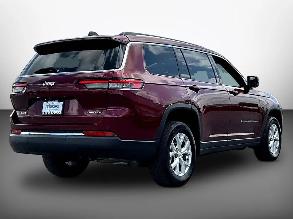 Used 2023 Red Jeep Limited image 6