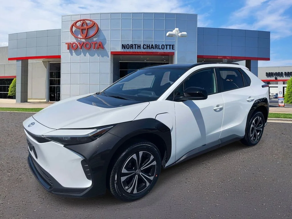 2024 Toyota bZ4X XLE - Photo 6
