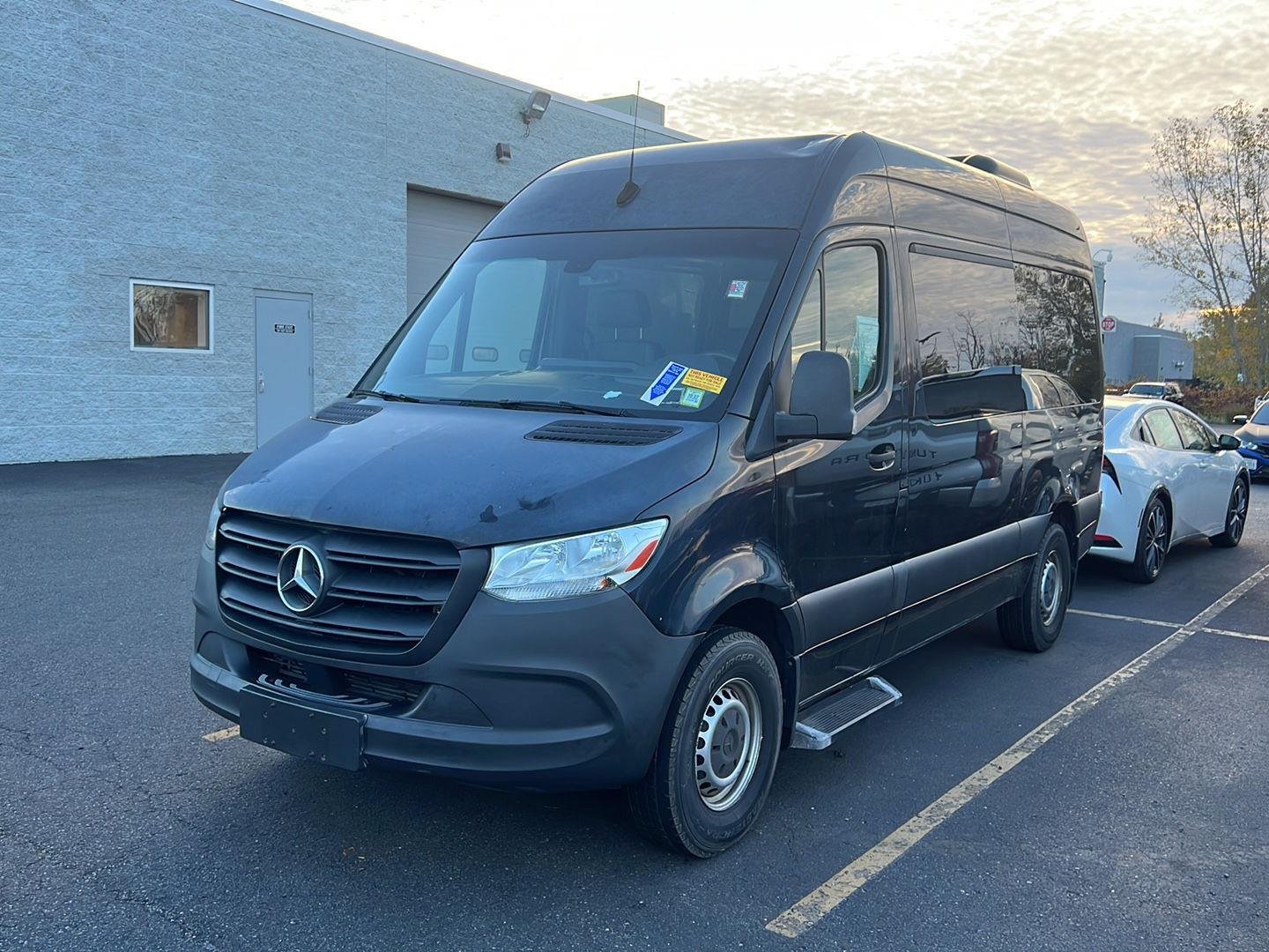 Used 2019 Jet Black Mercedes-Benz  image 2