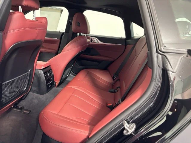 Used 2024 Black BMW xDrive40 image 19