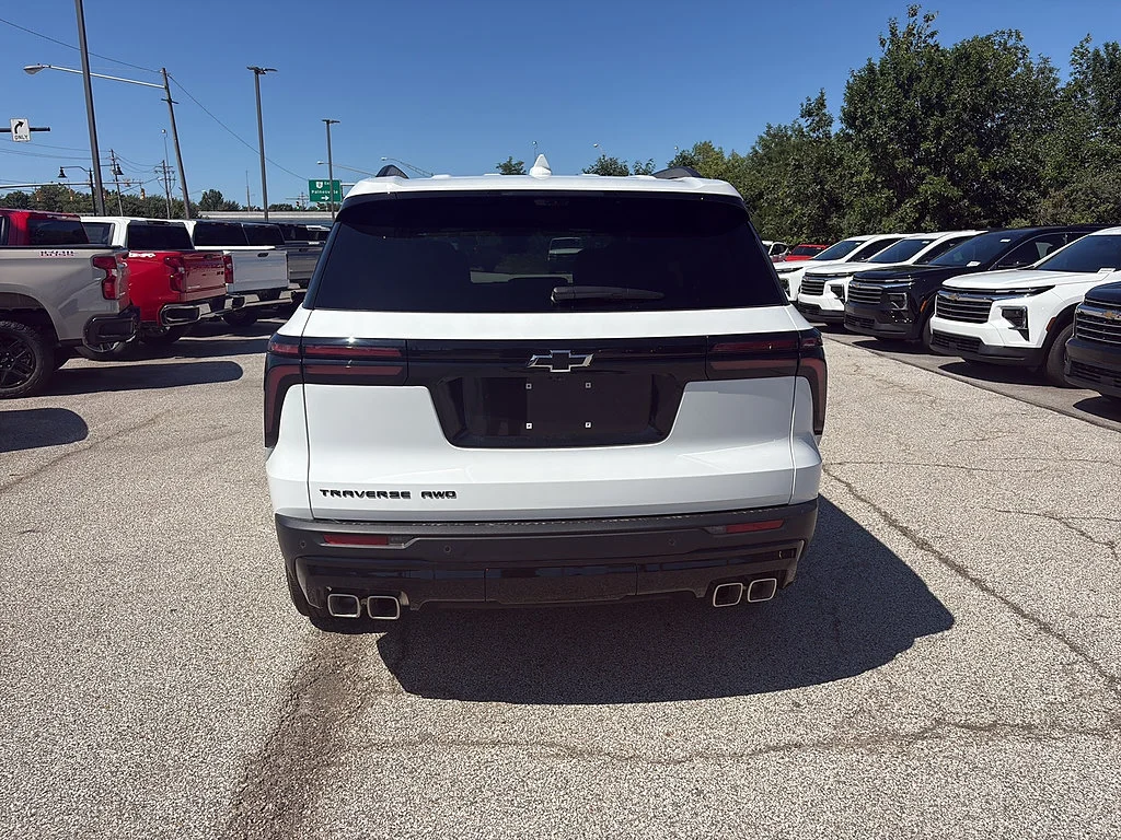 New 2026 Summit White Chevrolet LT image 4
