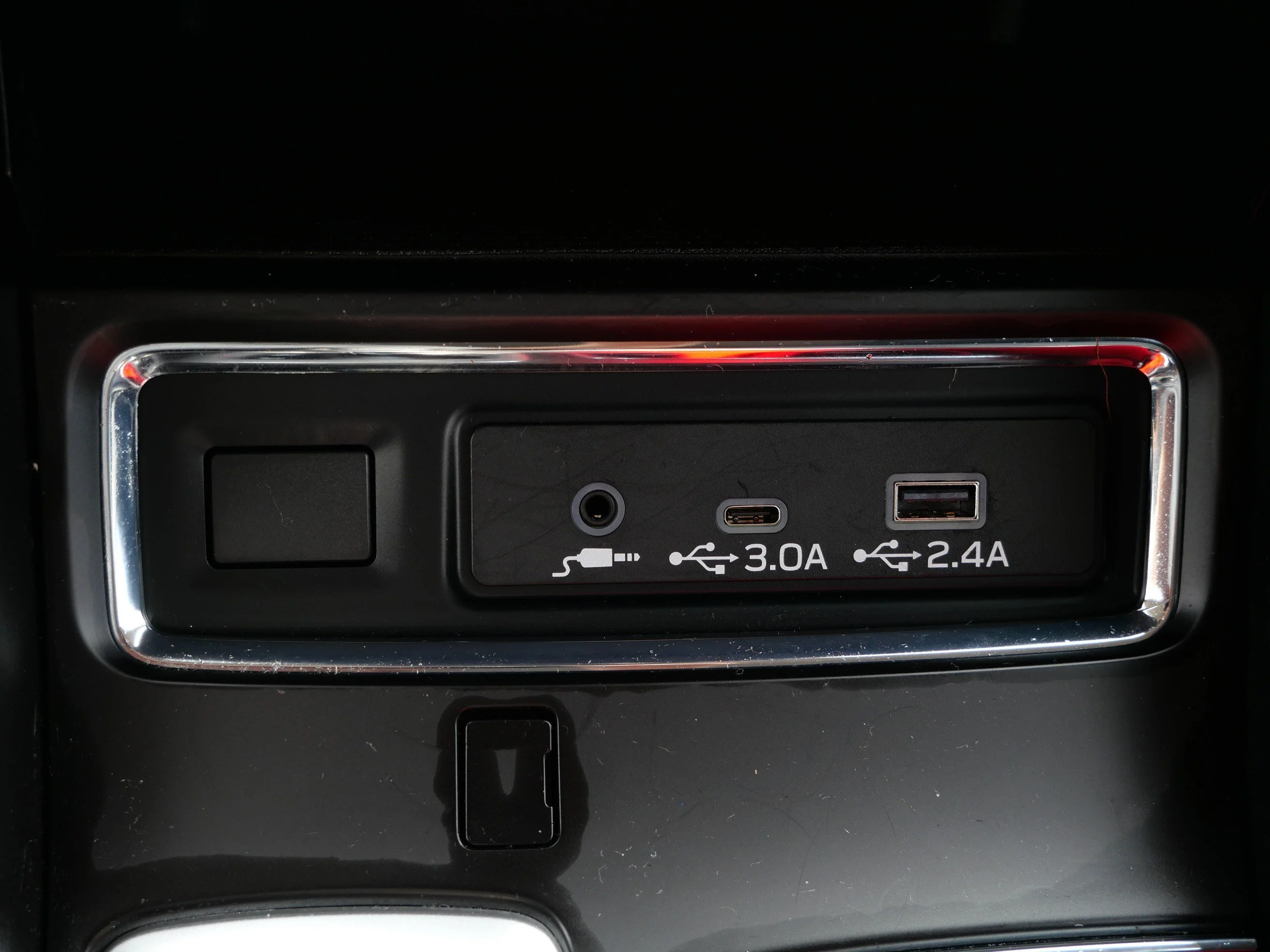 Used 2024 Crimson Red Pearl Subaru Limited image 33