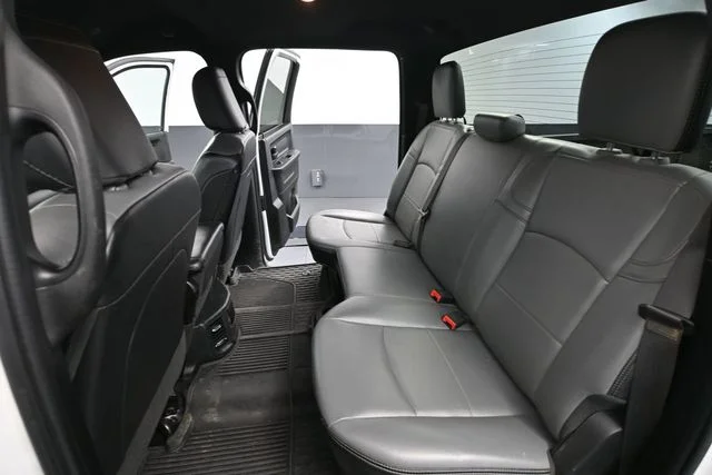 Used 2022 White Ram Tradesman image 36