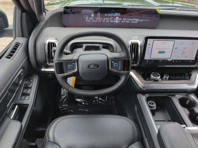 New 2026 Agate Black Metallic Ford MAX Platinum® image 16