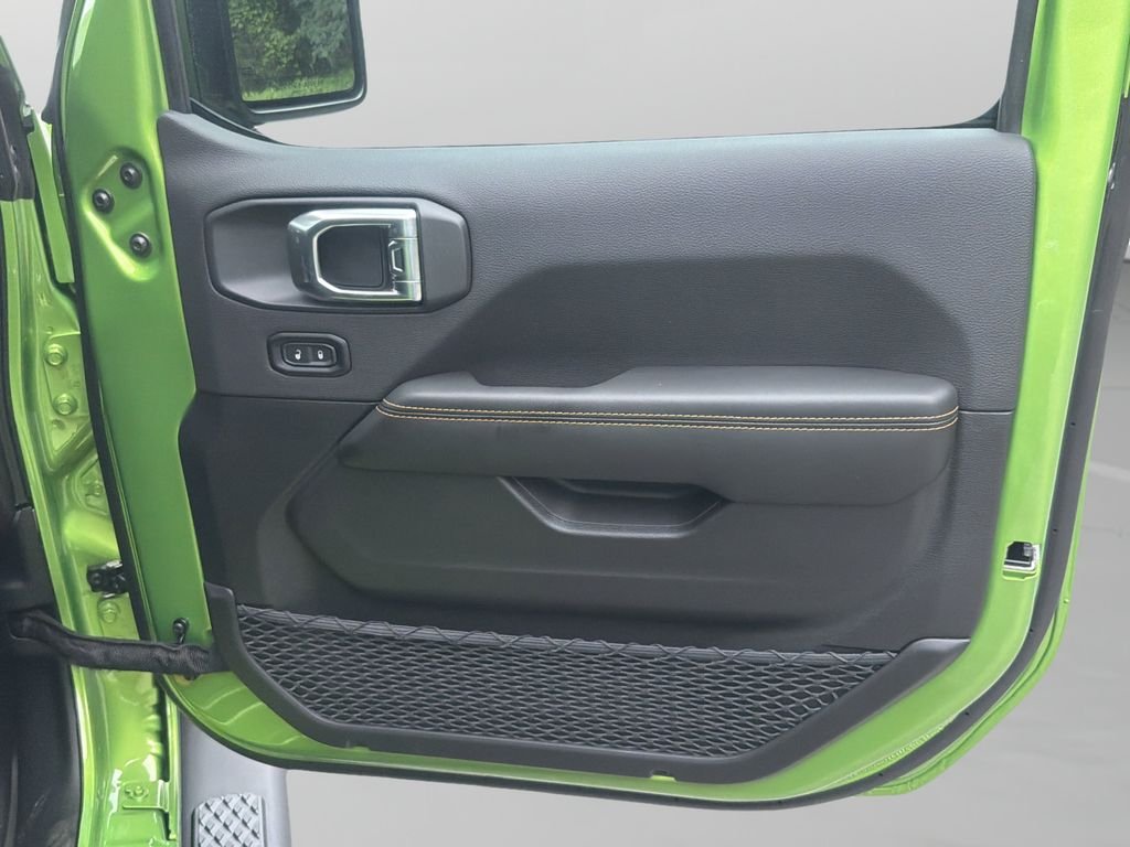 New 2026 Green Jeep Sahara image 9