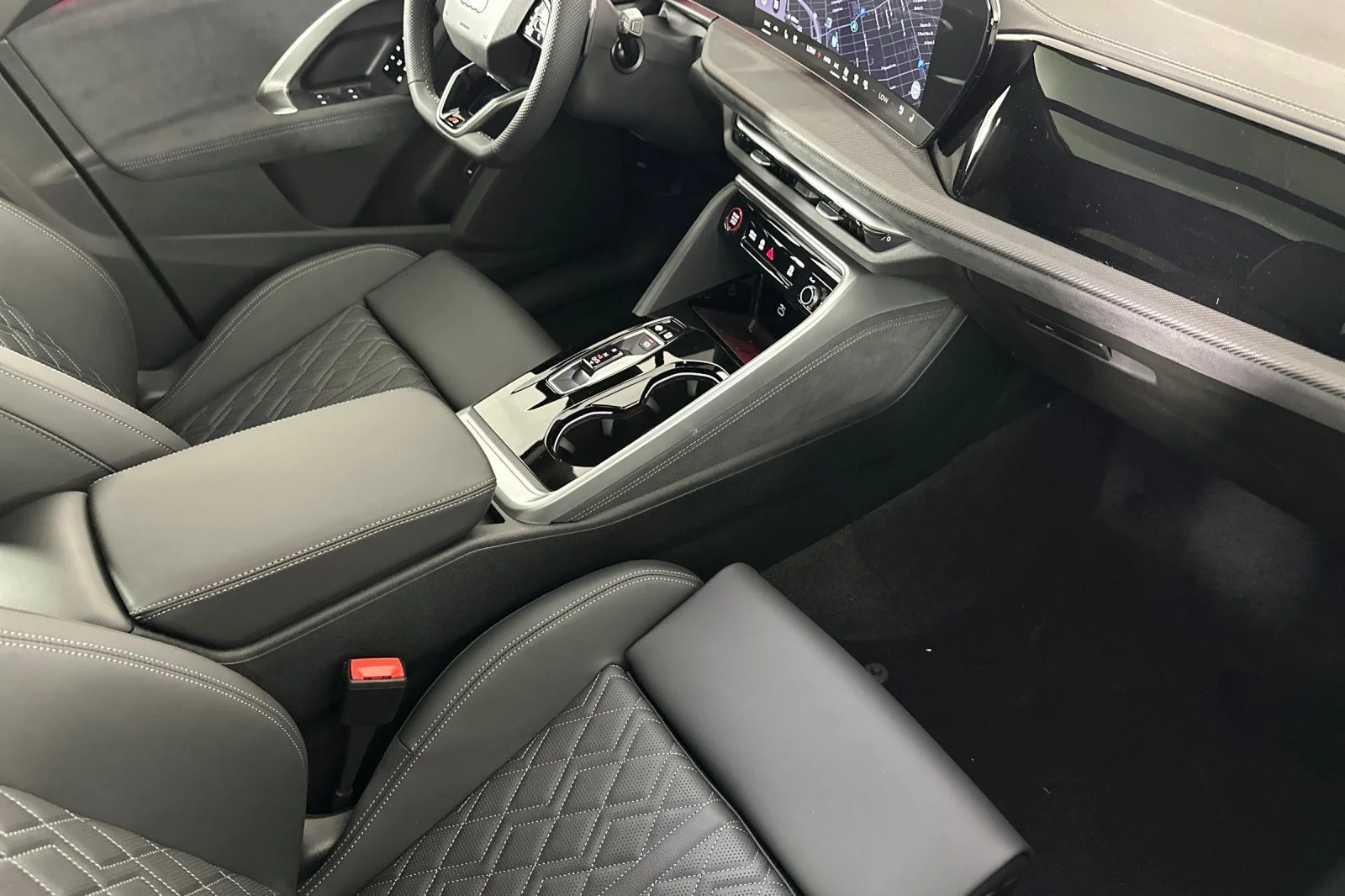 New 2026 Glacier White Metallic Audi Premium Plus 3.0 TFSI quattro image 15