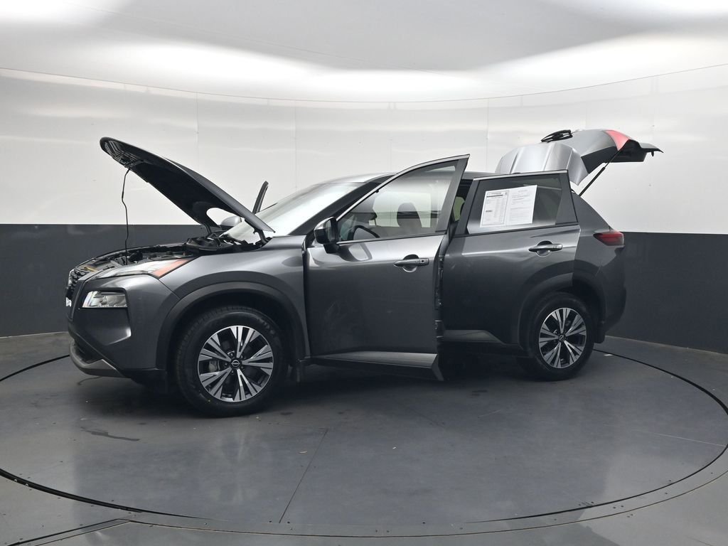 Used 2023 Gray Nissan SV image 43