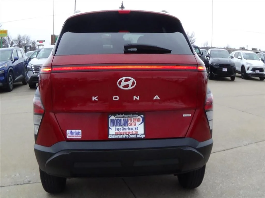 Used 2025 Ultimate Red Metallic (r2p) Hyundai SEL image 7