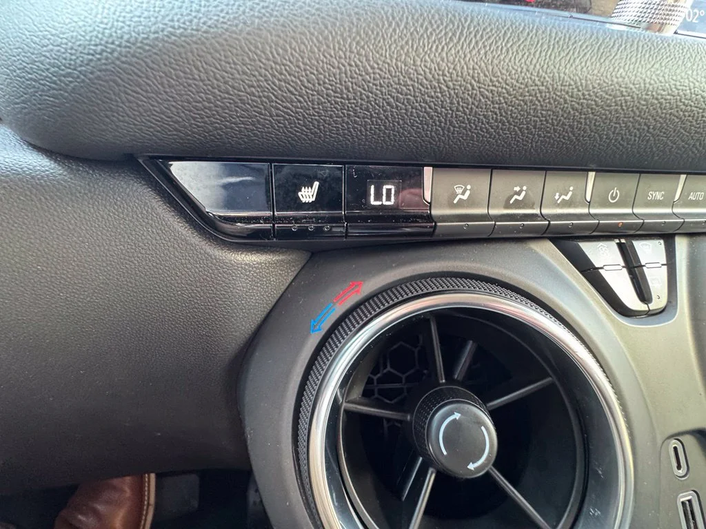 Used 2025 White Chevrolet LT image 26