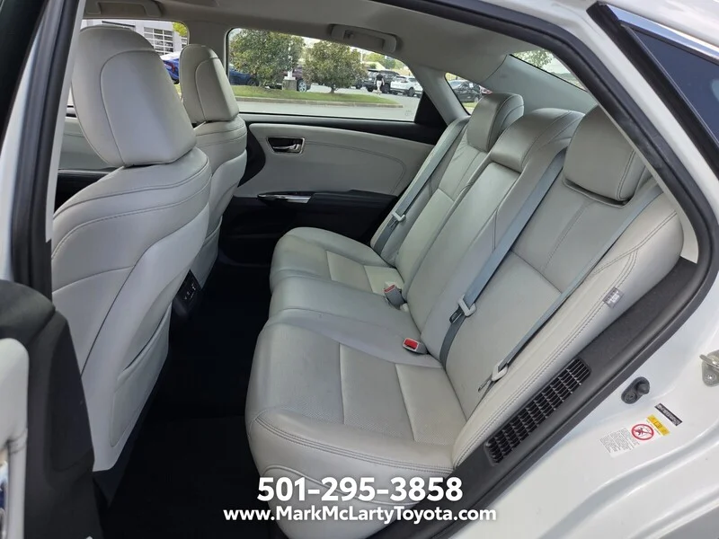 Used 2016 Blizzard Pearl TOYOTA 4DR SDN LIMITED image 10