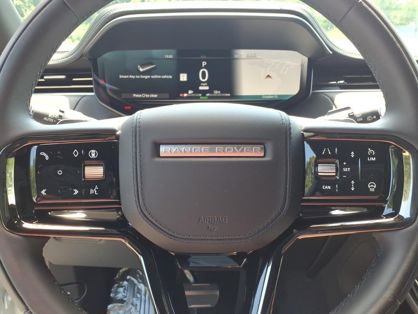 New 2026 Fuji White LAND ROVER Dynamic SE image 11