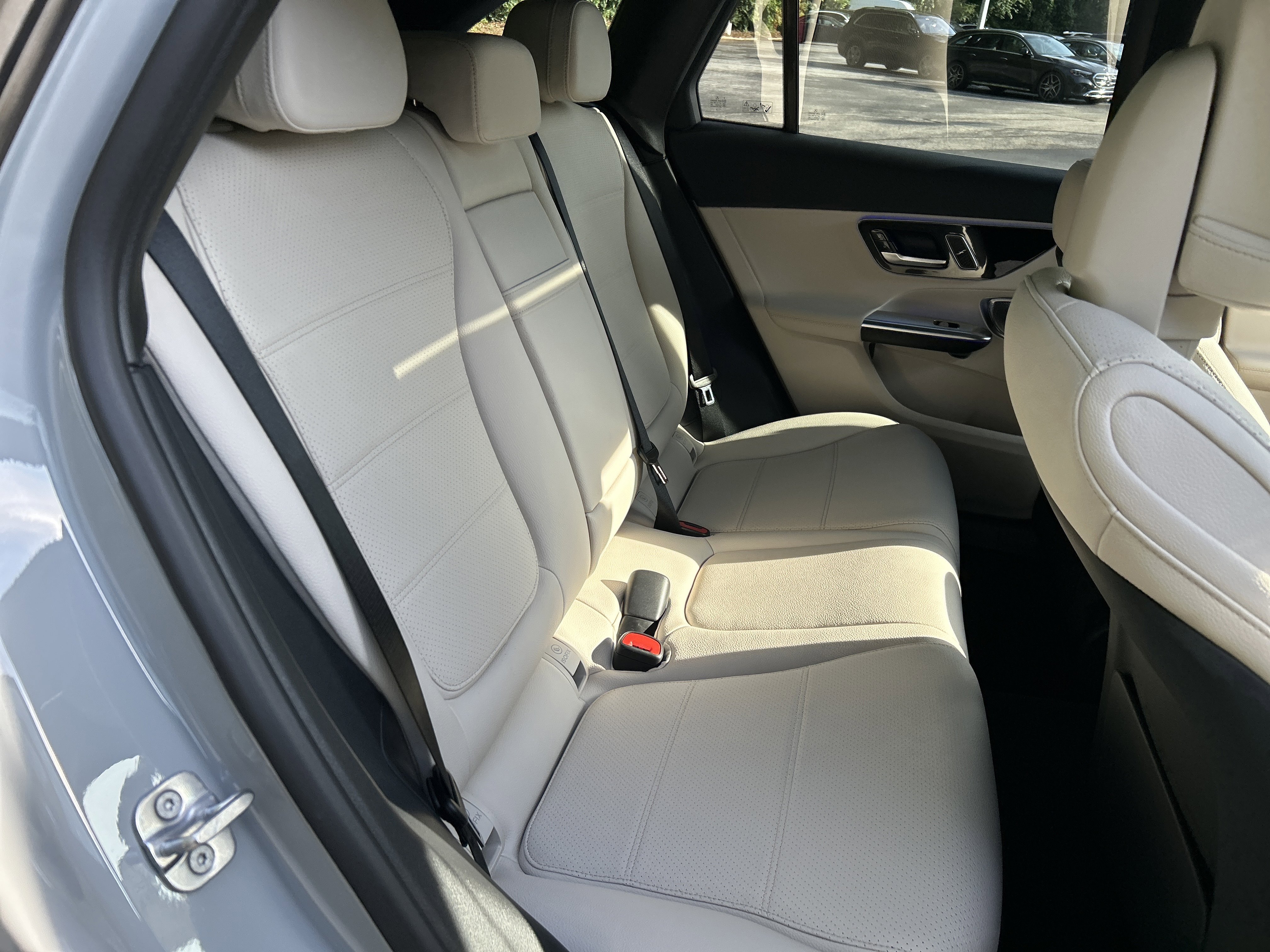 New 2026 MANUFAKTUR Alpine Grey Mercedes-Benz GLC 300 SUV image 40