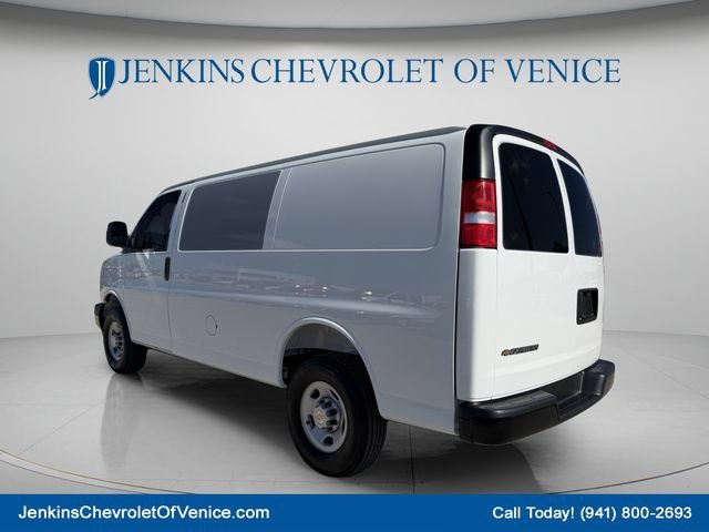 2025 Chevrolet Express Cargo Work Van - Photo 7