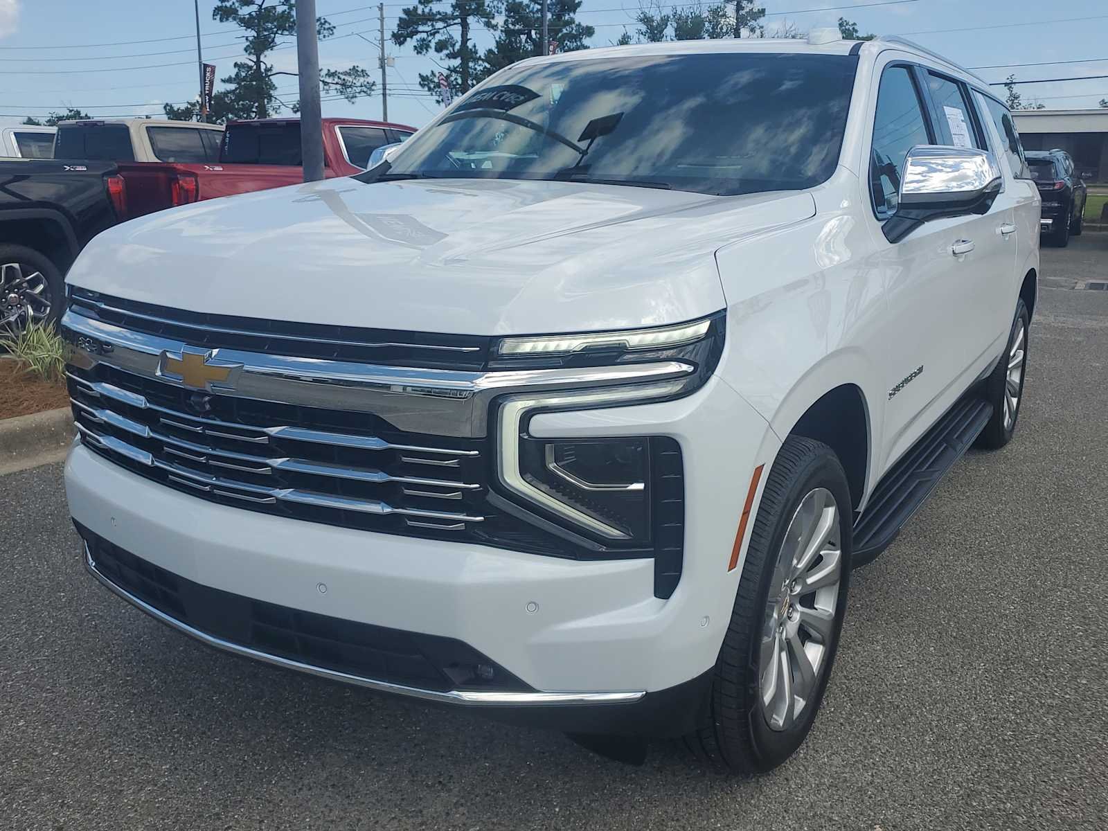 2026 Chevrolet Suburban Premier 4WD's photo