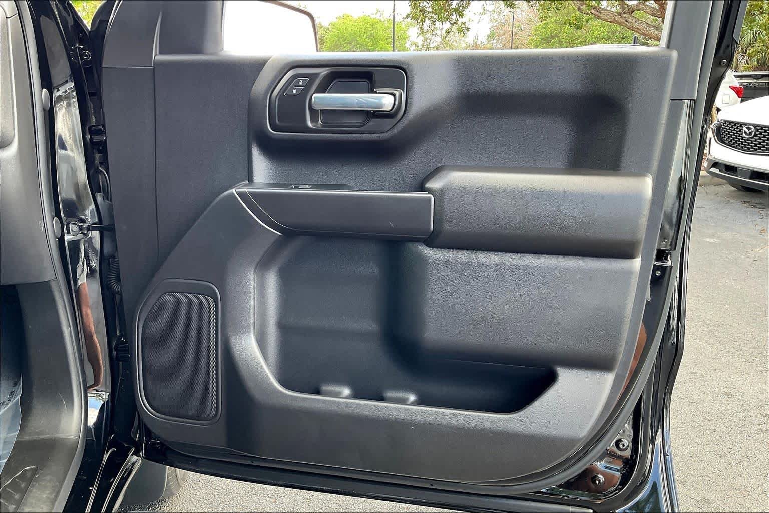 2023 Chevrolet Silverado 1500 Custom - Photo 23