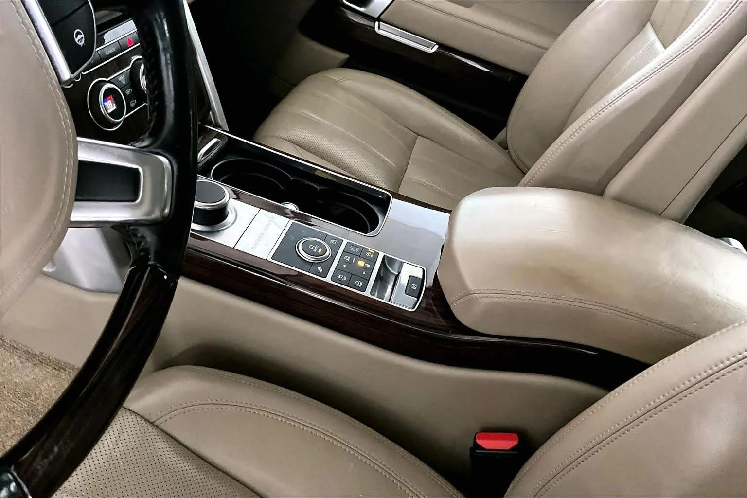 Used 2016 Fuji White Land Rover Supercharged image 17