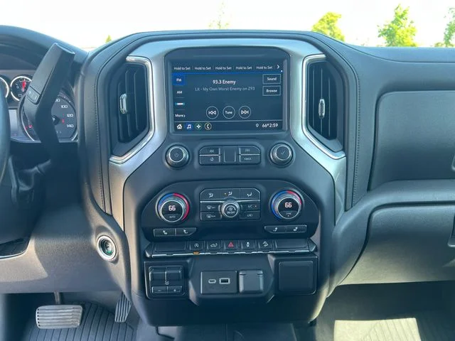 Used 2021 Blue Chevrolet RST image 23