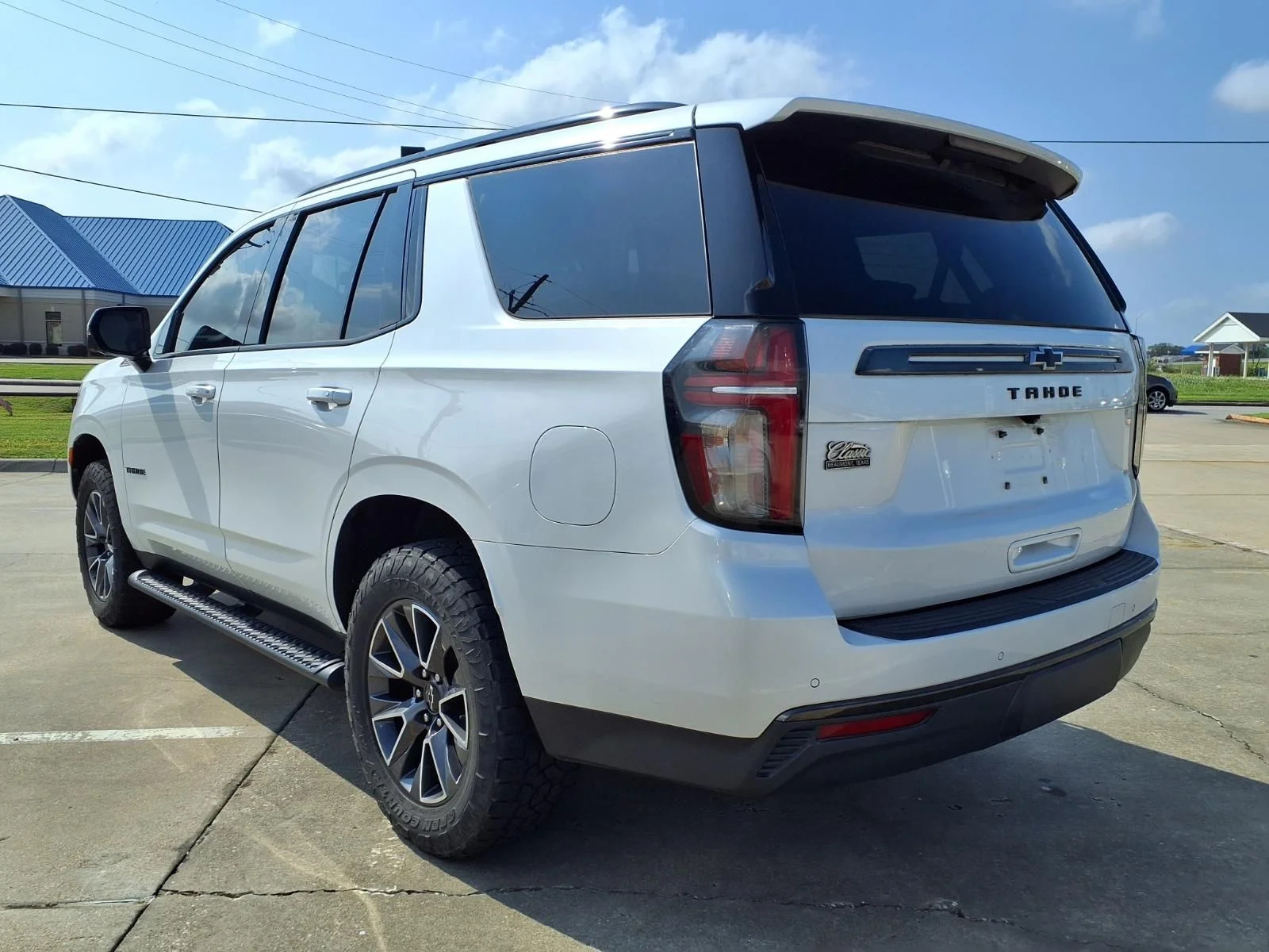 Used 2021 Beige Chevrolet Z71 image 6