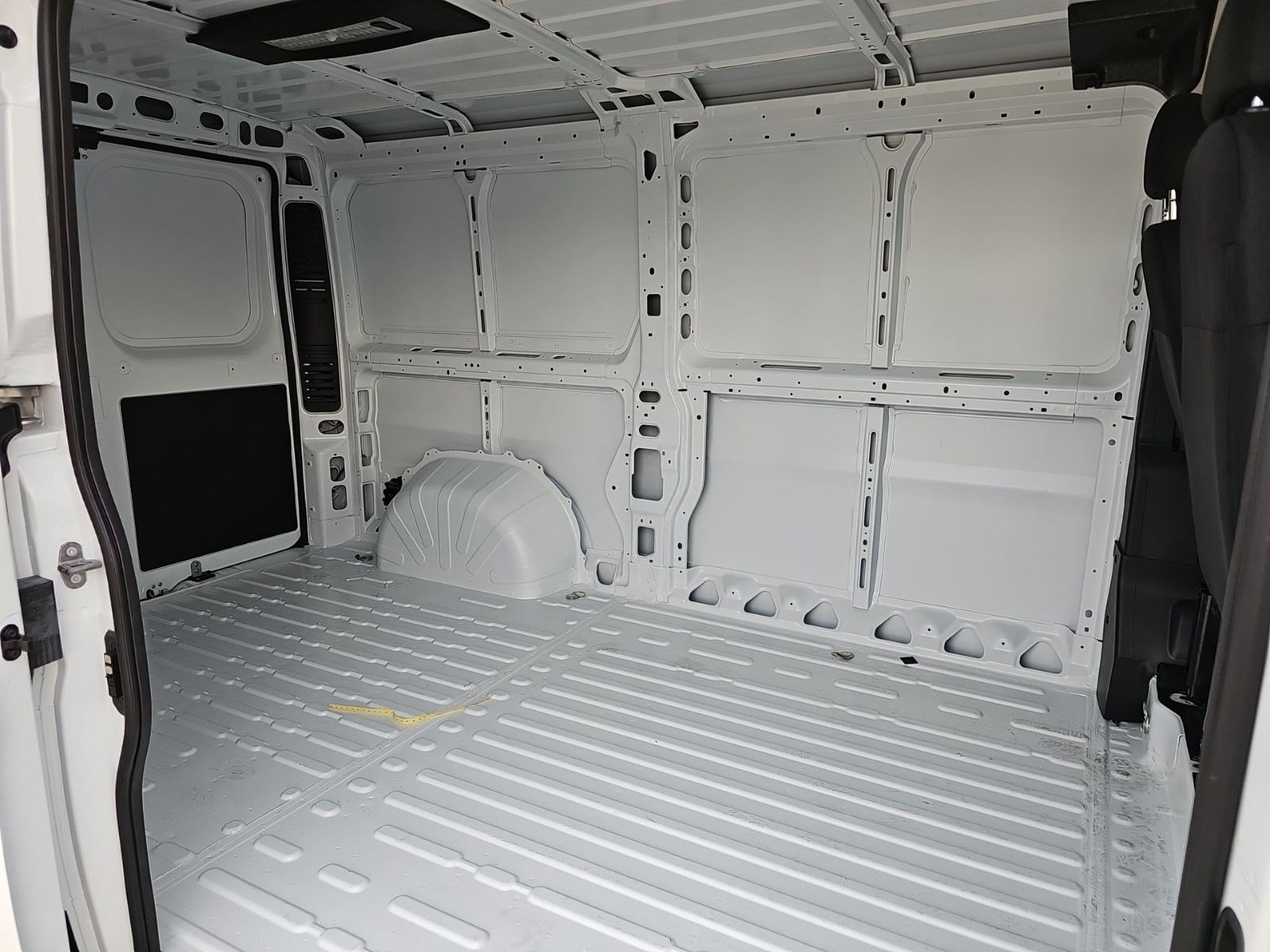 New 2026 Bright White Clearcoat Ram Tradesman image 12