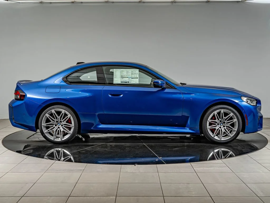 New 2026 Portimao Blue Metallic BMW  image 4