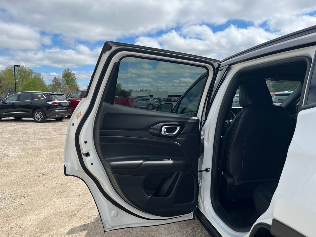 2025 Jeep Compass Trailhawk - Photo 28