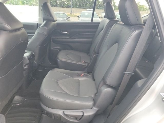 Used 2025 Celestial Silver Metallic Toyota XLE image 17