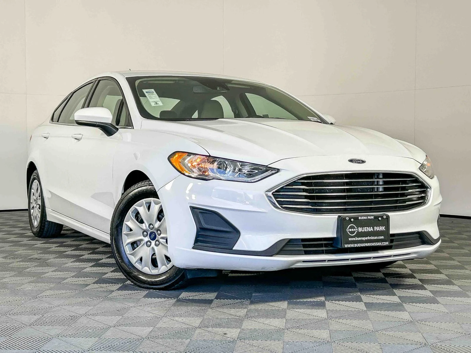 2019 Ford Fusion S FWD's photo