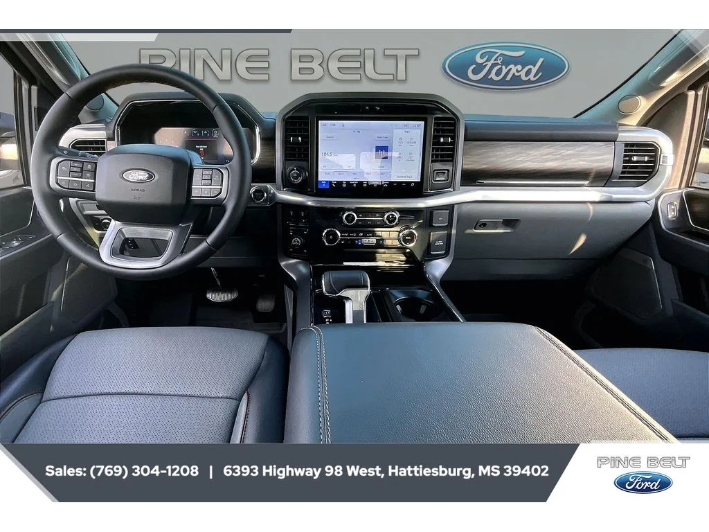Used 2026 Oxford White Ford Lariat image 14