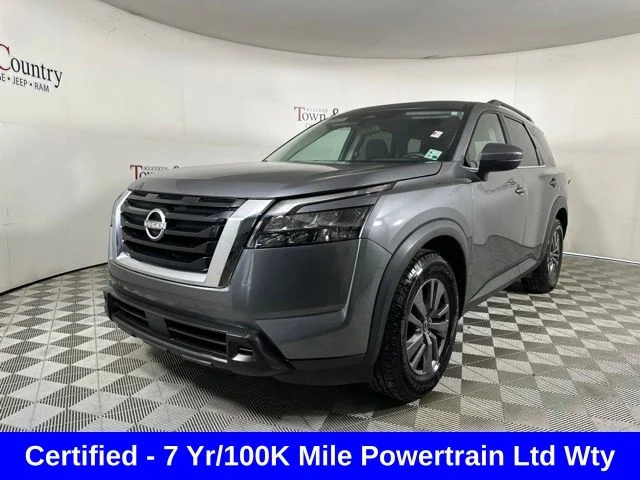 2023 Nissan Pathfinder SV