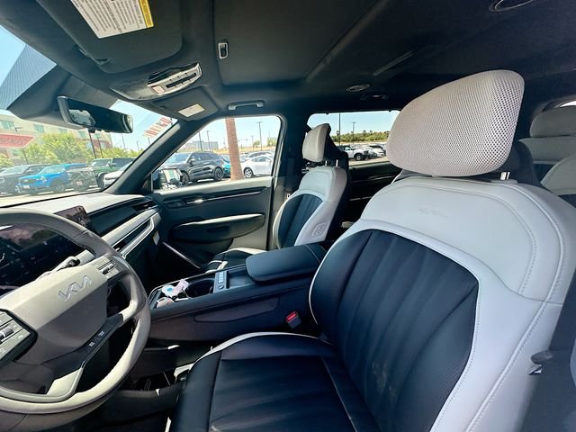 New 2026 Glacial White Pearl / Black Ro Kia GT-Line AWD image 22