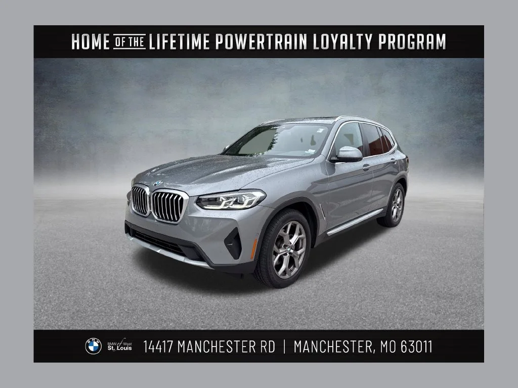 Used 2023 Gray BMW xDrive30i image 1