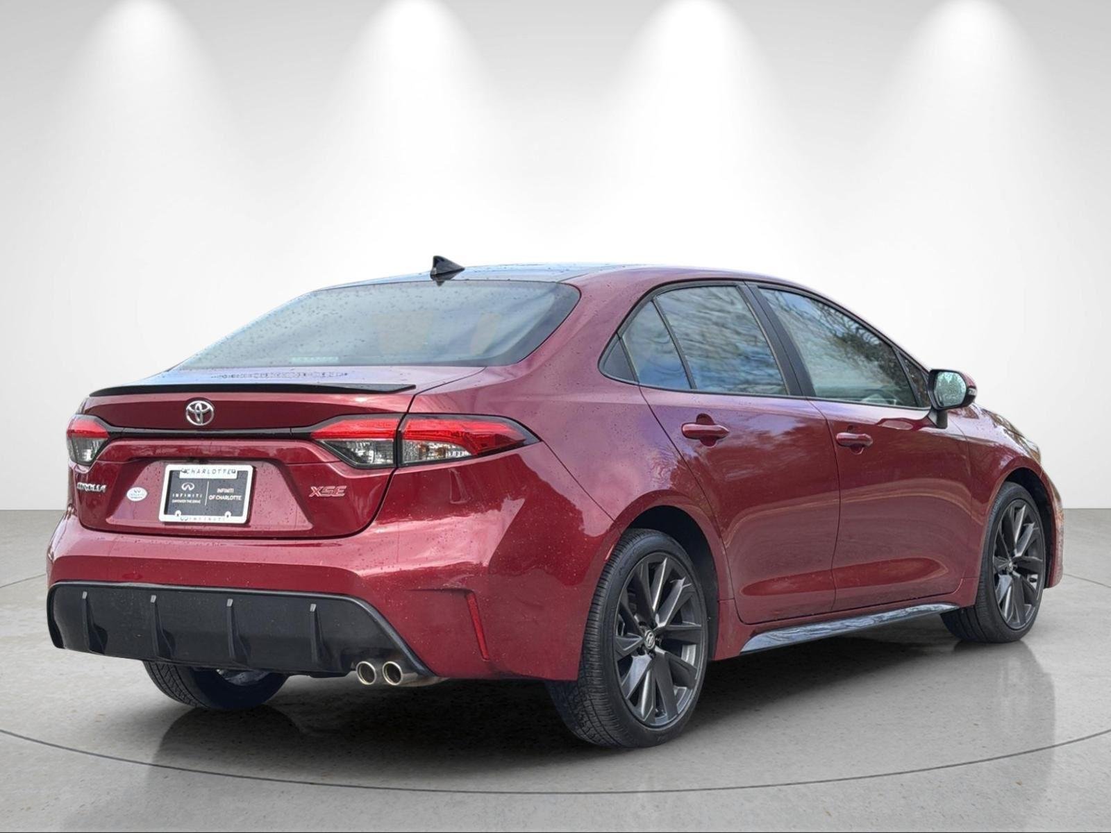 Used 2023 Ruby Flare Pearl/Midnight Black Metallic Toyota XSE image 5