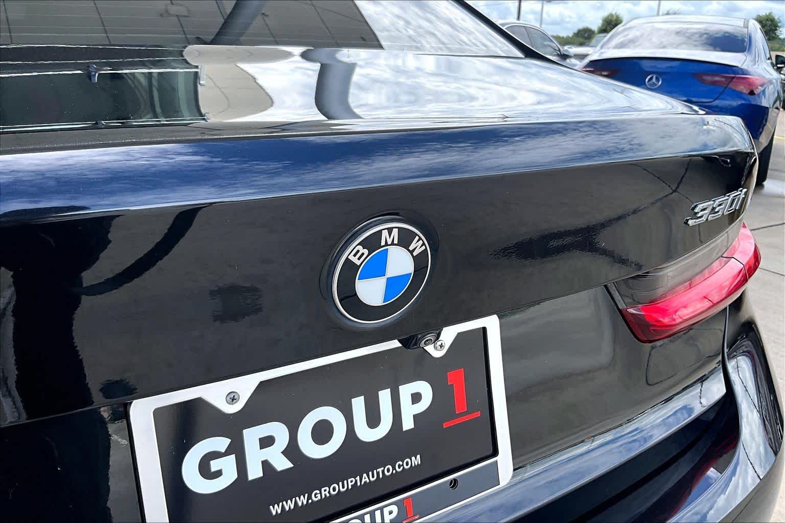 Used 2019 Jet Black BMW 330i image 10