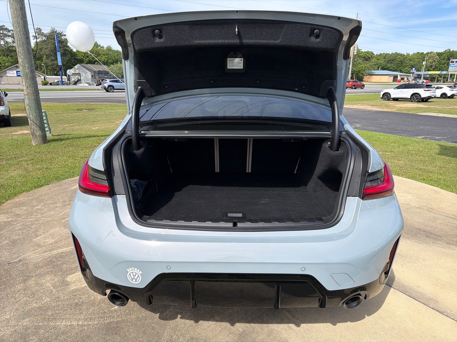 Used 2024 Gray BMW 330e image 18