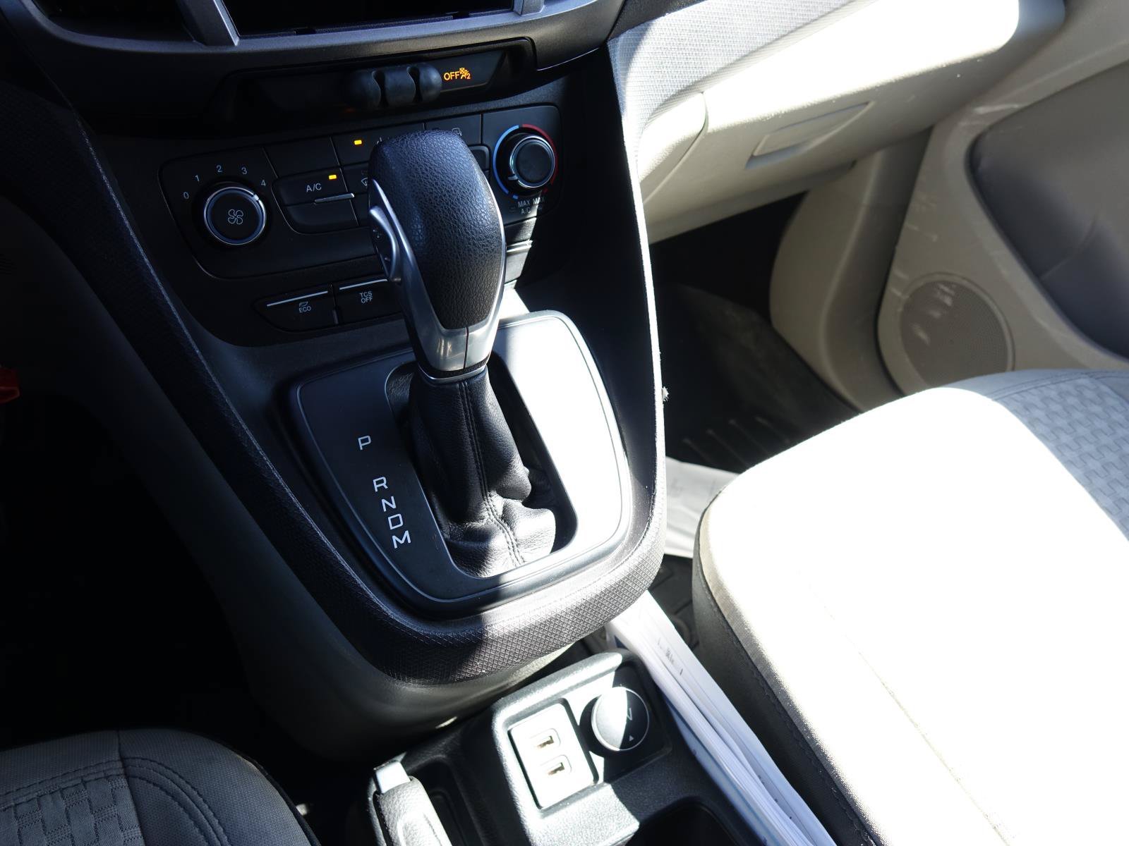 Used 2019 Frozen White Ford XLT image 19