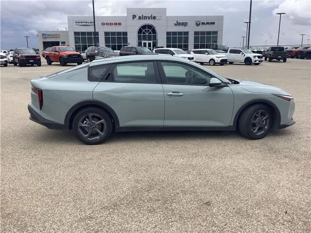 Used 2025 Steel Gray KIA LXS (IVT) image 9