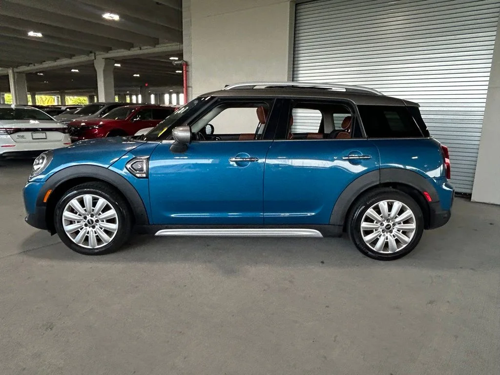 Used 2022 Island Blue Metallic MINI Classic image 1