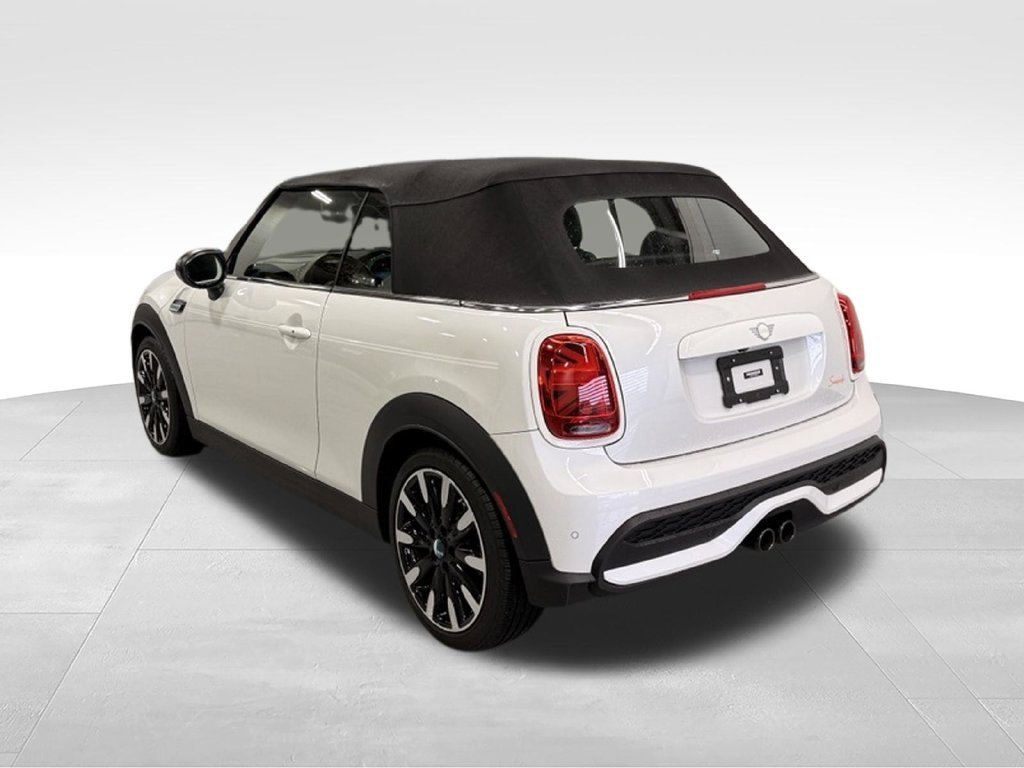Certified Used 2024 Nanuq White Metallic MINI  image 3